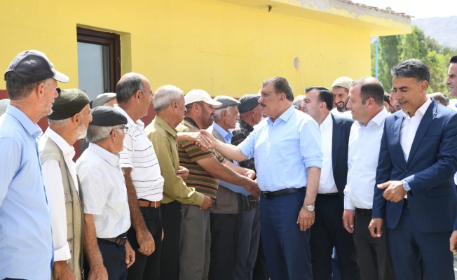 Başkan Gürkan Pütürge İlçesi Nohutlu Mahallesini Ziyaret Etti