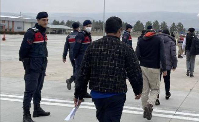 Dün Uçakla Gittiler, Bugün Yenileri Yakalandı