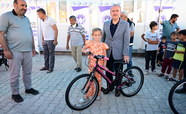 Battalgazi Belediyesi 500 Çocuğa Bisiklet Hediye Etti