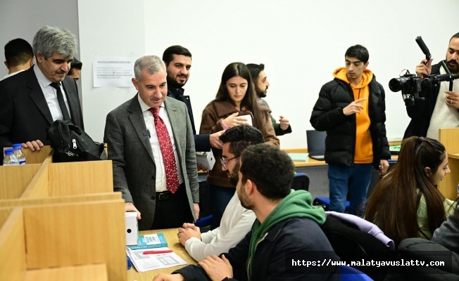 Başkan Çınar'dan Öğrencilere Ziyaret