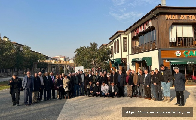 Birlik Başkanı Akın’a Tarıma Kazandırdığı Projeler İçin Plaket Verili Birlik Başkanı Akın’a Tarıma Kazandırdığı Projeler İçin Plaket Verili