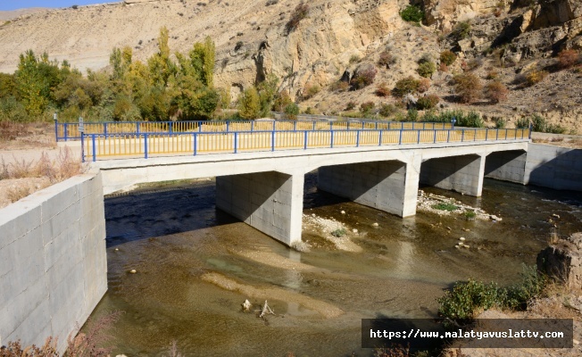 Malatya'da İlçelerde Köprü, Menfez ve Taş Duvar İnşa Edildi