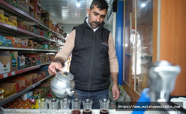 Konteynerde Yaşayan Depremzedeler, Ev Sıcaklığını Özlüyor