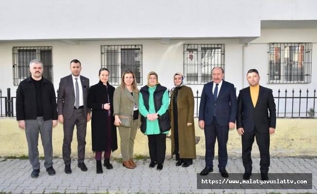 Hanife Yazıcı'dan Battalgazi İlçesinde Yaşayan Ailelere Ziyaret