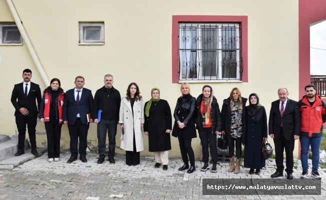 Hanife Yazıcı'dan Yazıhan İlçesine Ziyaret