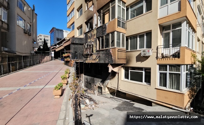 Beşiktaş'ta 29 Kişinin Hayatını Kaybettiği Yangının İzleri Bina İçinden Görüntülendi