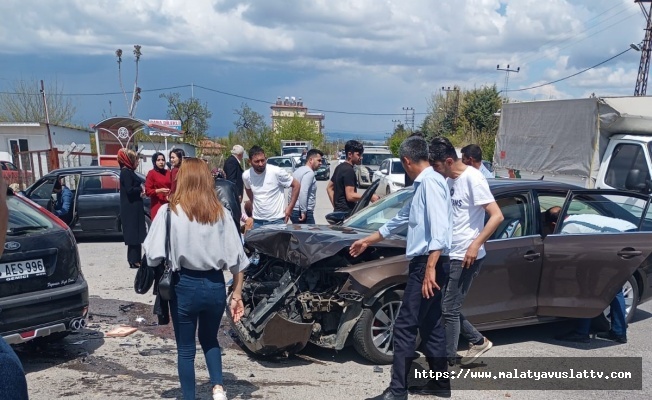 Malatya'da 2 Ayrı Kazada 6 Kişi Yaralandı!