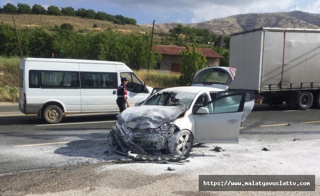 Malatya- Elazığ Kara Yolunda Feci Kaza: 1 Ölü 6 Yaralı