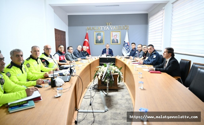 Sıfır Can Kaybı Hedefi İçin Trafik Güvenliği Toplantısı Düzenlendi