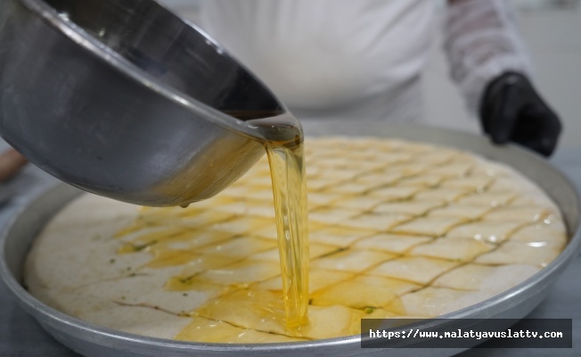 Bayram Hazırlıkları Başladı: Baklava Siparişleri Patladı!