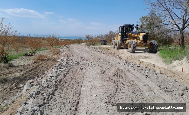 Kırsal Mahallelerde Ulaşım Alt Yapısı Güçleniyor