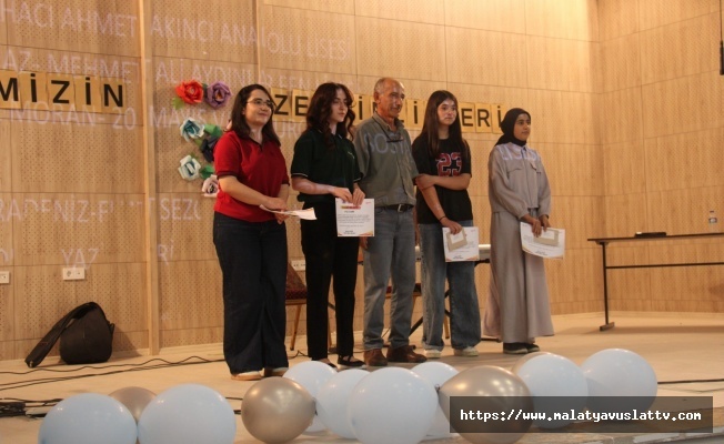 Yazar Remzi Kokargül Kitap Gelirini Öğrencilere Bağışladı