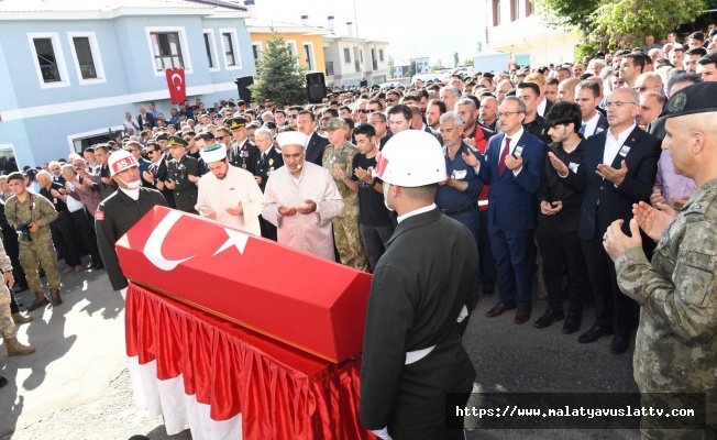 Pençe-Kilit Şehidi Malatya'da Son Yolculuğuna Uğurlandı