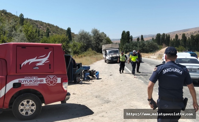 Malatya'da Otomobil İle Çapa Motoru Çarpıştı: 3 Yaralı