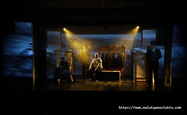 Cahit Sıtkı Tarancı’nın Şiirlerle Dokunmuş Hayatı Malatya'da Sahneye Taşınıyor