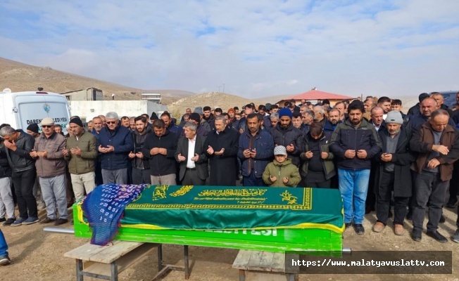 Darende’de Dağlık Alanda Ölü Bulunan Zeynep Turgut Toprağa Verildi