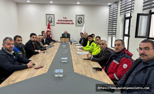 Doğanşehir Kış Tedbirleri Değerlendirme Toplantısı Gerçekleştirildi