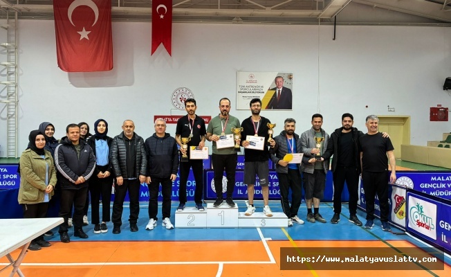 Öğretmenler Günü Masa Tenisi Turnuvası Sona Erdi