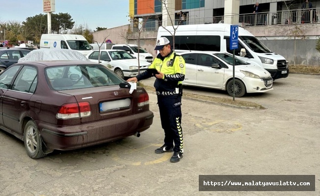 Engelli Park Alanlarında Trafik Ekiplerinden Yoğun Denetim