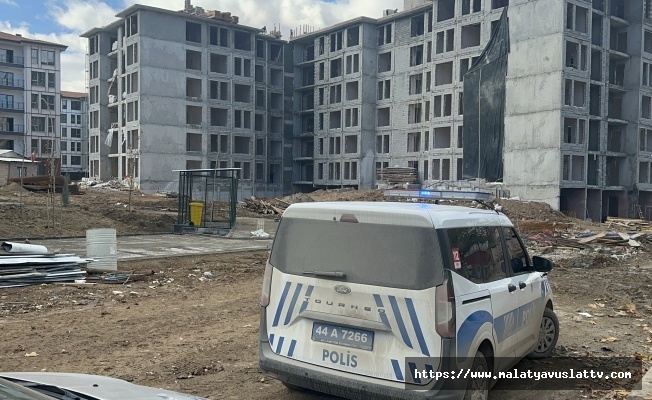 Rezerv Alan İnşaatında Feci Kaza: 6’ncı Kattan Düşen İşçi Ağır Yaralandı