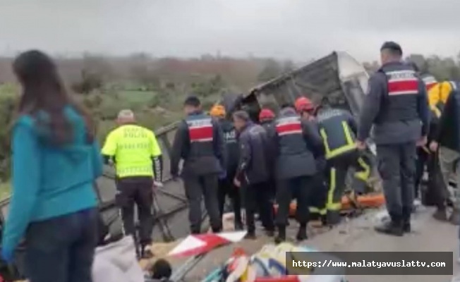 Antalya'da Yolcu Otobüsü Şarampole Yuvarlandı!