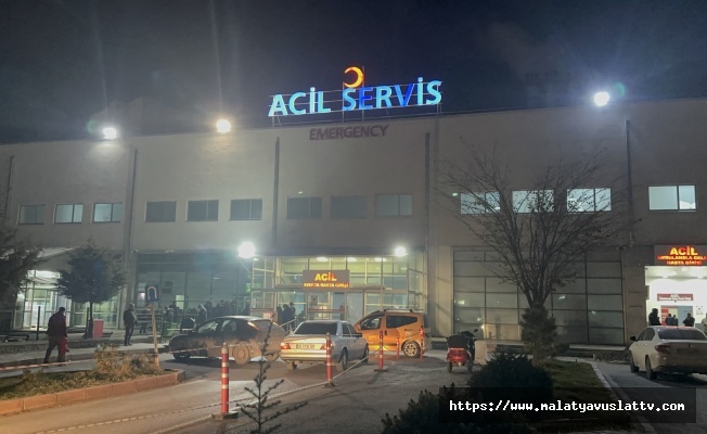 Malatya’da Bıçaklı Saldırı: 2 Yaralı!