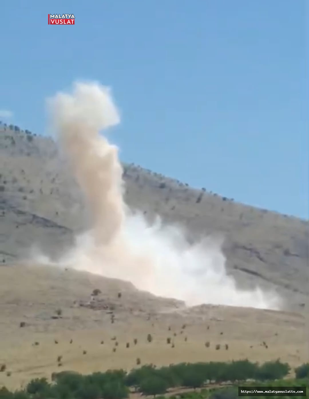 Örnek Köy Sakinlerinden Taş Ocağı Çıkışı