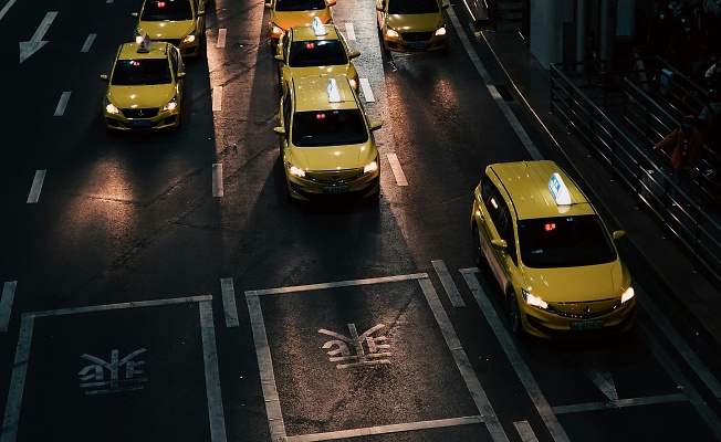 Taksi İşletmecilerine "Taksi Mali Cihaz" Zorunluluğu Getirildi