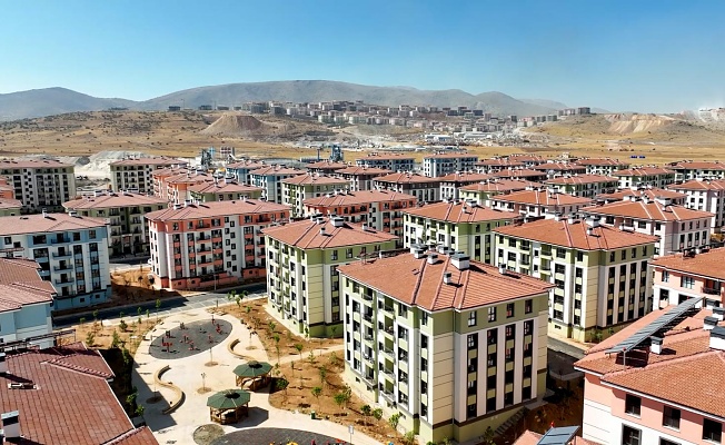 Depremzedeye Uyarı: İmzalamayan Konut Alamayacak