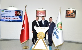 Türkmenistan Büyükelçisi İşankuliAmanlıyev’den  Gürkan’a ziyaret