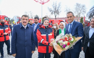 Milli Eğitim Bakanı Mahmut Özer, Malatya Büyükşehir Belediyesini Ziyaret Etti