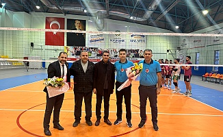 Büyükşehir Belediyespor Voleybol Ve Basketbolda Kazandı