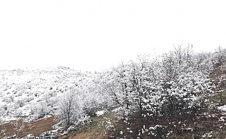 Malatya'da Nisan Ayında Kar Yağışı!