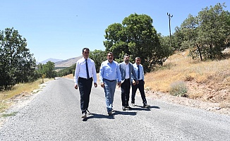 Başkan Gürkan Doğanşehir'de Asfalt Çalışmalarını İnceledi