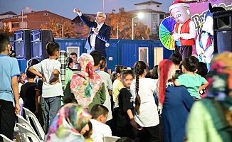 Güder Depremzede Çocukların Eğlencesine Ortak Oldu
