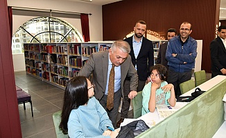 Yazıcı, İl Halk Kütüphanesinde İncelemede Bulundu