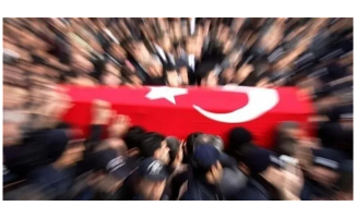 Türkiye Şehitlerine Ağlıyor! Yüreğimiz Yandı