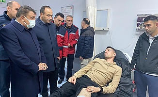 Gürkan Trafik Kazasında Yaralananları Hastanede Ziyaret Etti