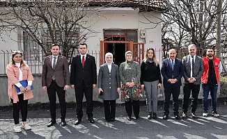 Hanife Yazıcı’dan Hane Ziyareti