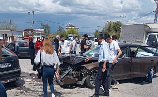 Malatya'da 2 Ayrı Kazada 6 Kişi Yaralandı!
