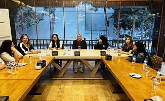 Hanife Yazıcı'dan Sınava Girecek Öğrencilere Moral Ziyareti
