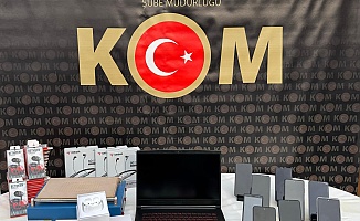 Malatya'da Çok Sayıda Kaçak Ürün Ele Geçirilirken 2 Şahsa İşlem Yapıldı