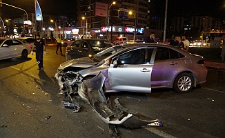 Zincirleme Trafik Kazasında Ortalık Savaş Alanına Döndü