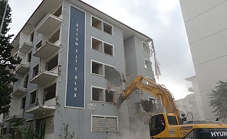 5,9'luk Depremin Ardından Malatya'da Yıkımlar Hız Kazandı