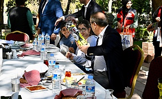 Vali Seddar Yavuz Çocuklarla Kahvaltı Organizasyonunda Bir Araya Geldi