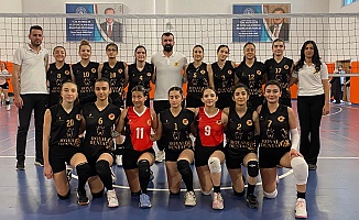 Malatya'da Genç Kızlar Voleybol Şampiyonları Belli Oldu