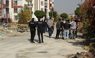 Yeşilyurt'ta Korkutan Olay: Apartmandan Cephanelik Çıktı!
