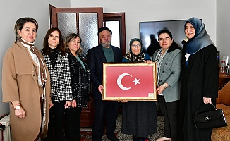 Hanımefendi Selda Yavuz Battalgazi İlçesinde Şehit Ailelerini Ziyaret Etti