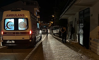 Kontrolden Çıkan Araç Bahçe Duvarına Çarptı