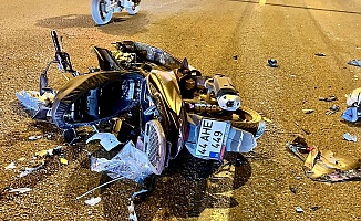 Motosiklet Traktör Römorkuna Çarptı: 1 Yaralı
